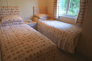 Sterrett's Holiday Lodge Twin Bedroom